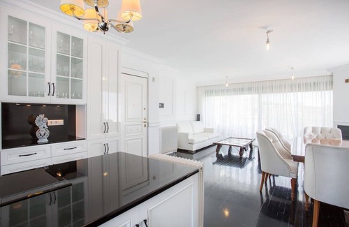 Rafina-Pikermi House | Mountain maissonette in Athens with breathtaking views.