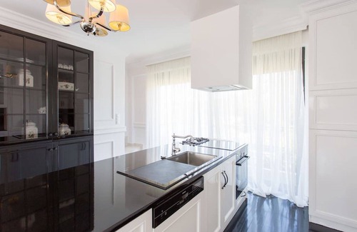 Rafina-Pikermi House | Mountain maissonette in Athens with breathtaking views.