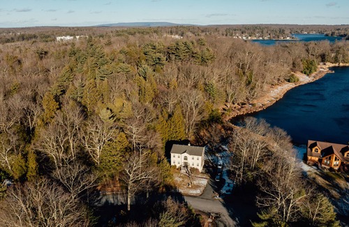 Rock Hill House | MOUNTAIN MAJESTY
