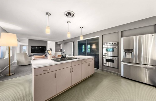 Asheville House | Mountain Modern; stunning luxury close to downtown Asheville! Pool, hot tub, views & more!