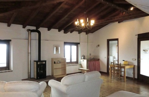 Primaore House | Mountain Retreat - 3 self-contained properties accommodating up to 14 plus cot
