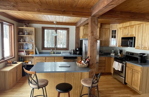 East Dover House | Mountain Retreat in Dover Vermont - Year Round Vacation Home