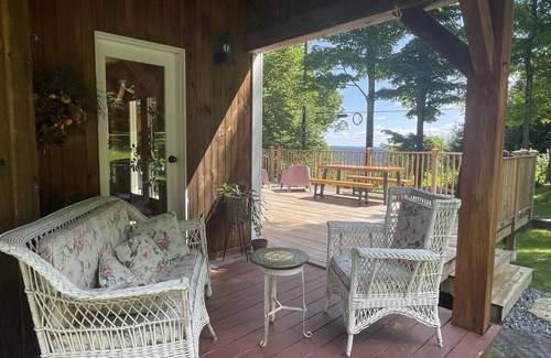 East Dover House | Mountain Retreat in Dover Vermont - Year Round Vacation Home