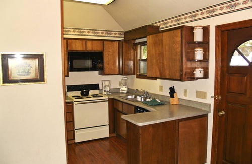 Arnold Apartment | Mountain Retreat Resort