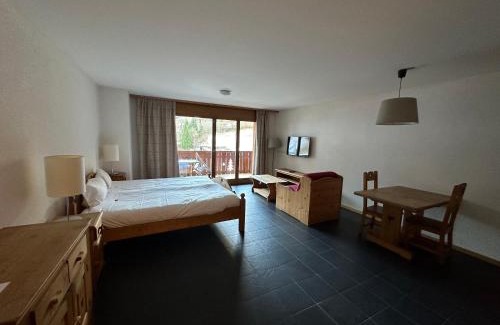 Val d'Illiez Apartment | Mountain River Appart