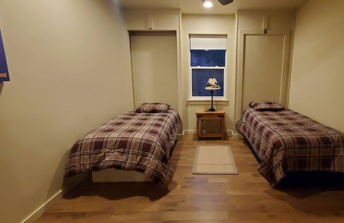 New Castle House | Mountain Top Destination snowmobile snowshoe xcountry ski