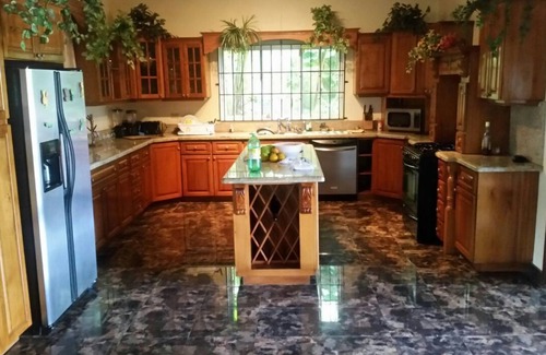 Mandeville Villa | Mountain Top Villa