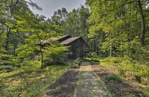 Fort Valley House | Mountain Town Adventures Home with Fire Pit!