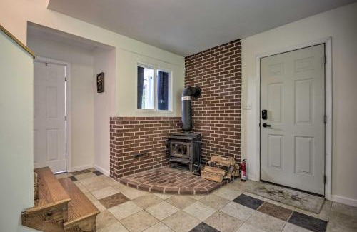 Fort Valley House | Mountain Town Adventures Home with Fire Pit!