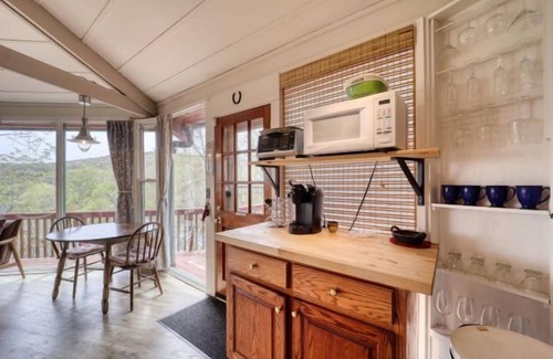 Beech Mountain Ski Chalet | Mountain Treehouse Authentic Roundhouse near Beech Mountain activities - BW7