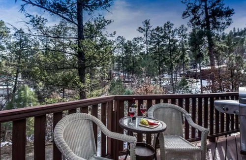 Ruidoso Cabin | Mountain vibes! 3 decks, hot tub, all-weather outdoor room, close to Midtown
