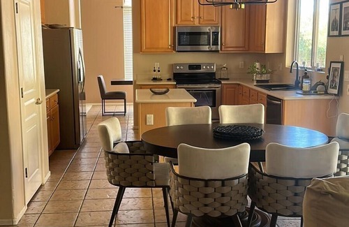 Sabino Mountain House | Mountain View 5BR Home w/Pool & Spa