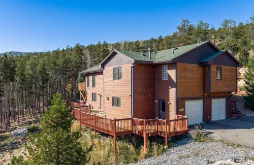 Evergreen House | Mountain View Apartment Near Downtown & Trails