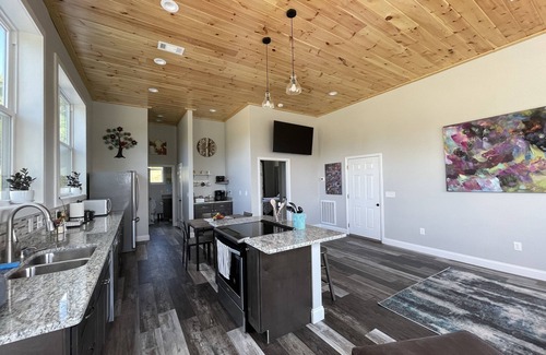 Jefferson City House | Mountain view, beautiful and serene! On more than 20 Acres!