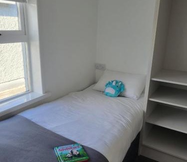 Curraheen House | Mountain View Cottages