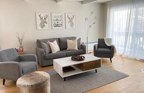 Mont-Tremblant Apartment | Mountain view fully renovated 6-8 people condo