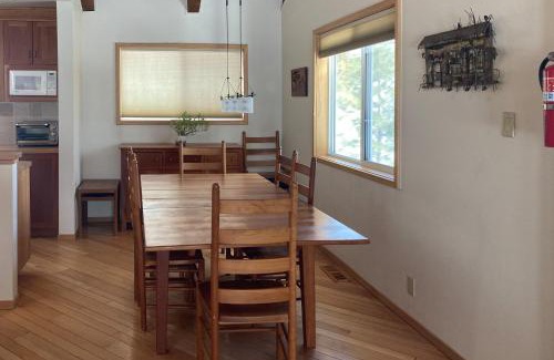 Upper Kingsbury House | Mountain View Getaway