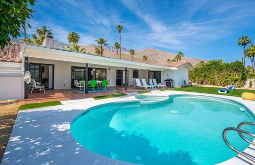 Twin Palms House | Mountain View Mid-Century