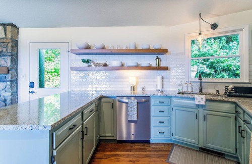 Wolf Laurel House | Mountain View - Pet Friendly- Hot Tub-Access to the AT via Big Bald Mountain.