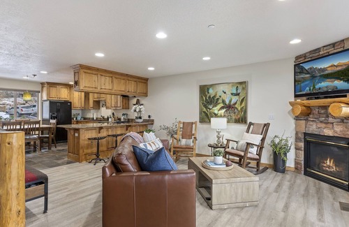 Eden Condo | Mountain View Retreat MH1007| Ski | Golf | Sauna