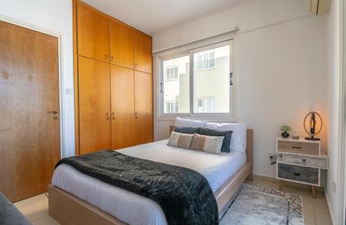 Ayios Dhometios Apartment | Mountain View Suite