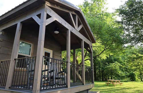 Bryson City Cabin | Mountain View Tiny Home Cabin Near Nantahala River