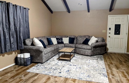 Cottonwood-Verde Village House | Mountain Views Near Sedona with Fenced Backyard