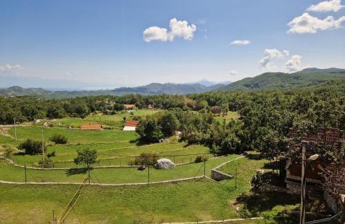 Cetinje House | Mountain Village House