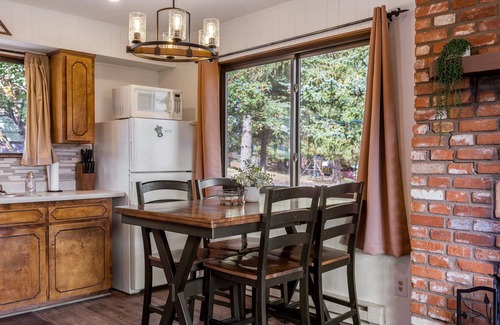Greer Cabin | Mountain Vista Summar