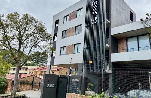 George Central Apartment | Mountain Whisper - Le Jardin Unit 306