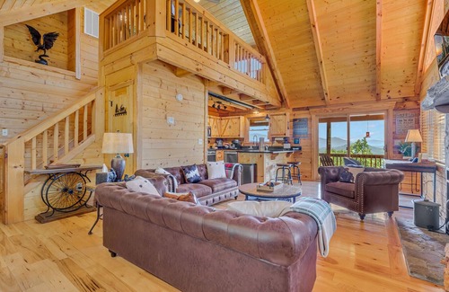 Stanardsville Cabin | Mountainside Retreat | 2 Bed, 2 Bath