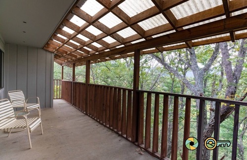 Basye Condo | Mountainside Retreat Condo (#1-301) | Top-level w/loft | Quiet & secluded