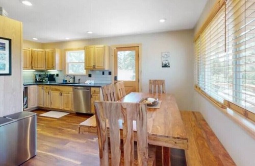 Upper Kingsbury Cabin | Mountaintop cabin minutes from Heavenly!n