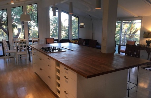 Ukiah House | Mountaintop open home living-pool, hot tub & views!