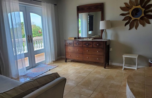 Barrero House | Mountaintop Villa with Spectacular Sunset View of Caribbean