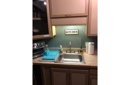 Berthoud House | Movie Theater + Game Nights + Volleyball Court + Firepit