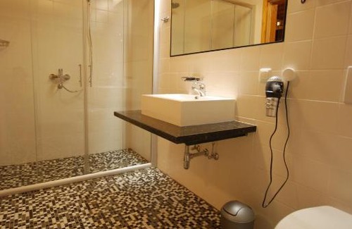 Wimpassing Hotel | Moving Rooms