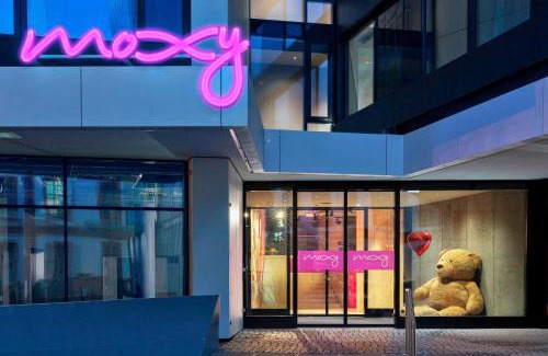 Innenstadt Hotel | Moxy Frankfurt City Center