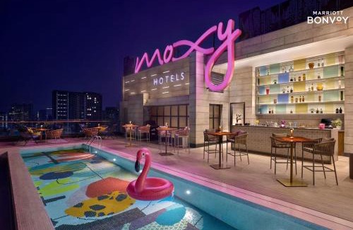 Andheri West Hotel | Moxy Mumbai Andheri West