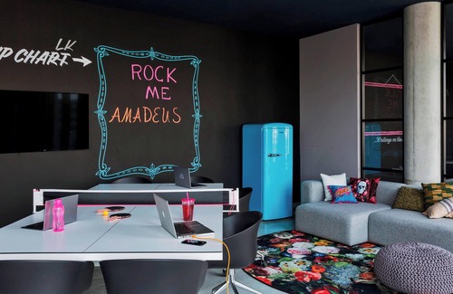 Schwechat Hotel | Moxy Vienna Airport