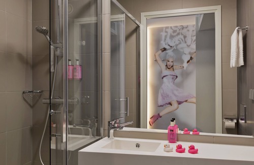 Schwechat Hotel | Moxy Vienna Airport