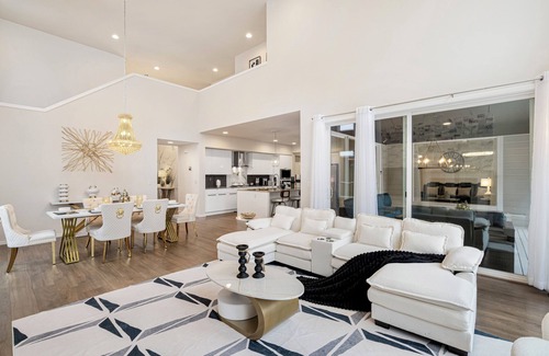 King County House | MP4: Luxurious Villa