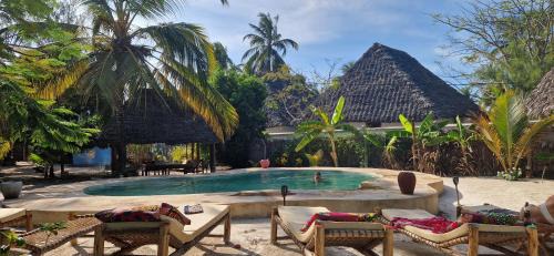 Michamvi Bed & Breakfast | Mpole Bungalows