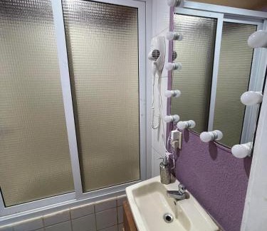 Roatan Apartment | Mr, Crab Apartment