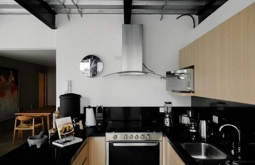 Colonia Cuauhtemoc Apartment | Mr. W | 2BR PH, Prime location Reforma Financial