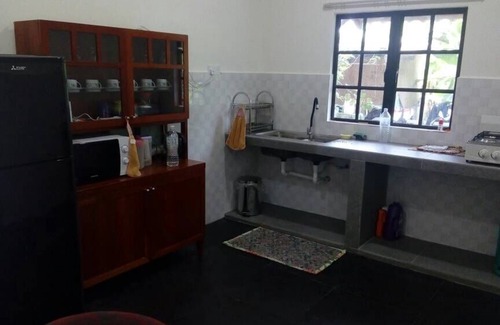 Merbau Sempak House | MRI Homestay Sg Buloh - 3 Bed/2 Bath 1F