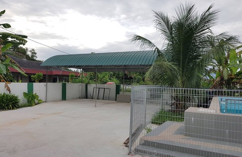 Merbau Sempak House | MRI Homestay Sg Buloh - 3 Bed/2 Bath GF