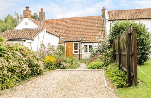 Clenchwarton Cottage | Mrs Dale's Cottage
