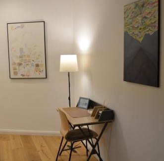 Harleshausen Apartment | MSF Apartment Green Wolf
