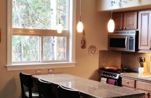 Century West Condo | Mt Bachelor Village Newly Remodeled Condo